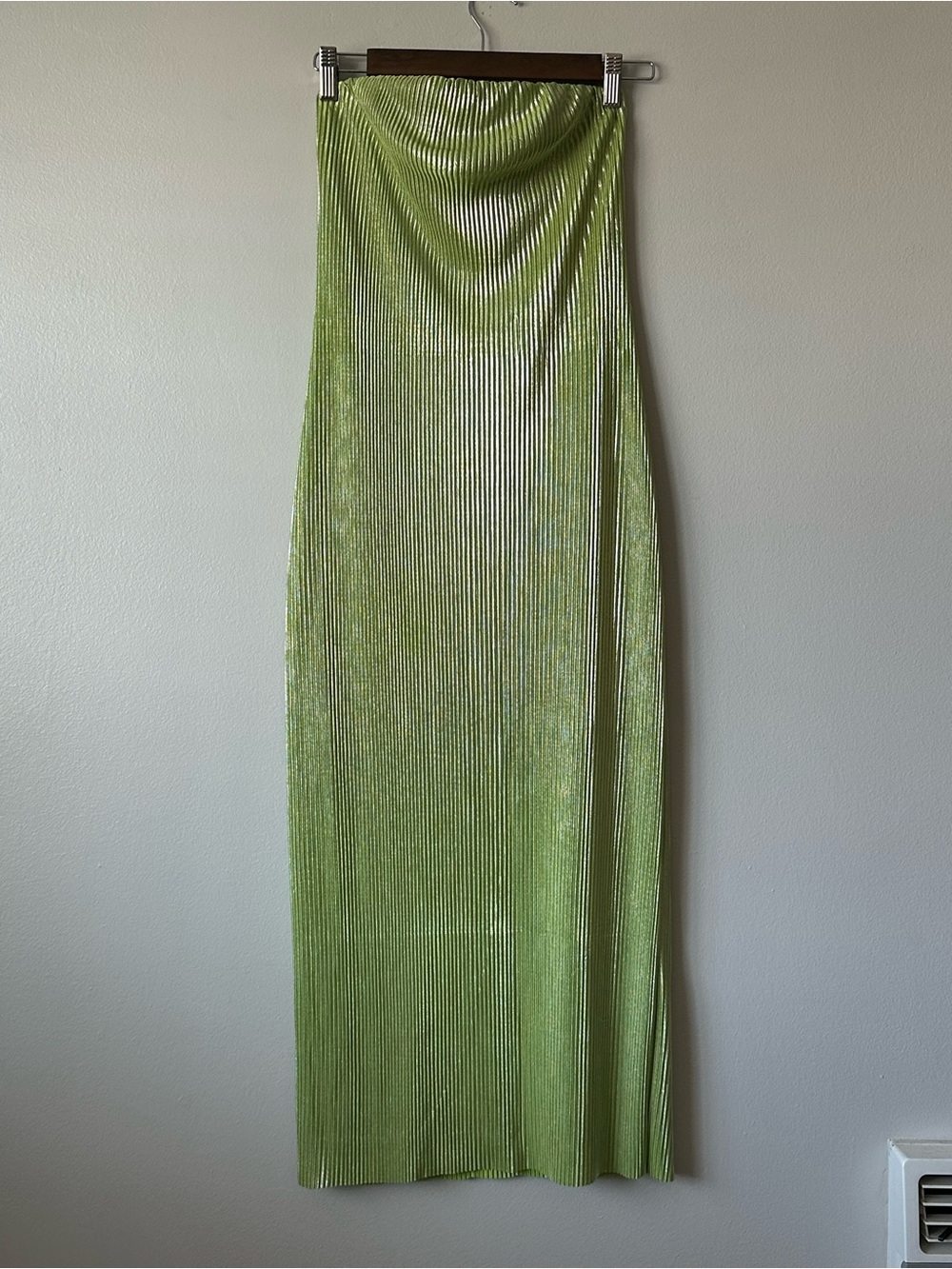 Green Pleated Strapless Midi Dress